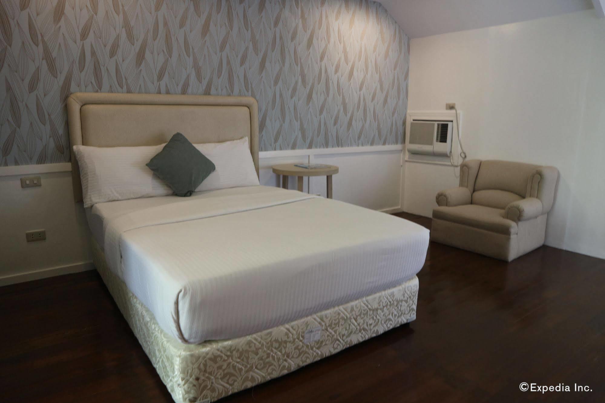 Sta. Monica Beach Club Dumaguete City Экстерьер фото